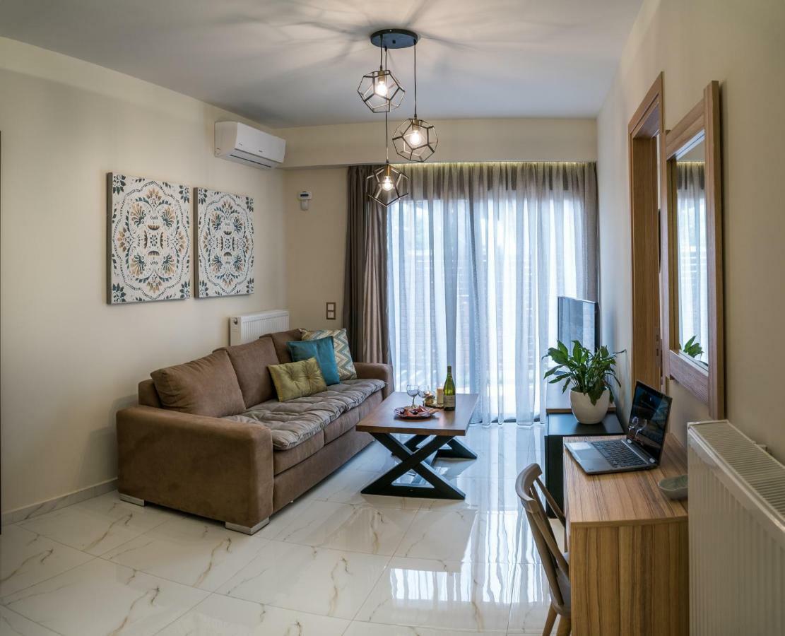 Lemar Luxury Apartments Hersonissos  Eksteriør billede