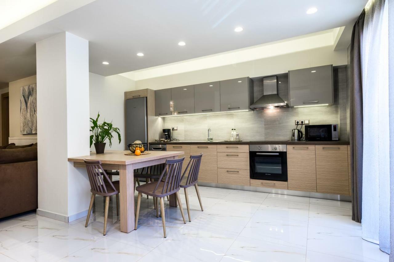 Lemar Luxury Apartments Hersonissos  Eksteriør billede